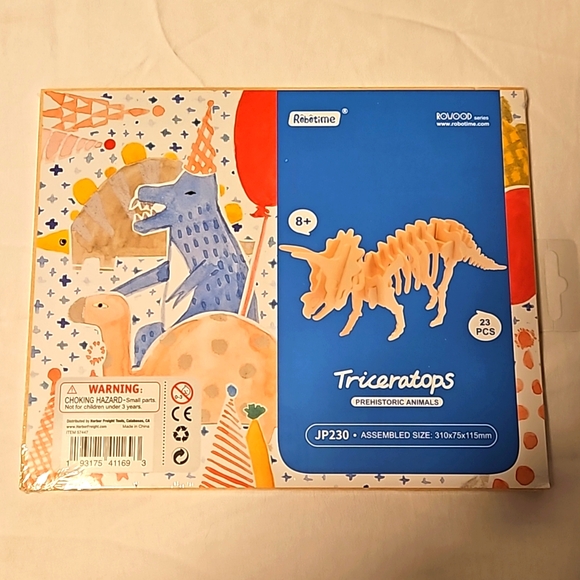 3 NWT Dinosaur Puzzle Model Kits - Picture 2 of 10
